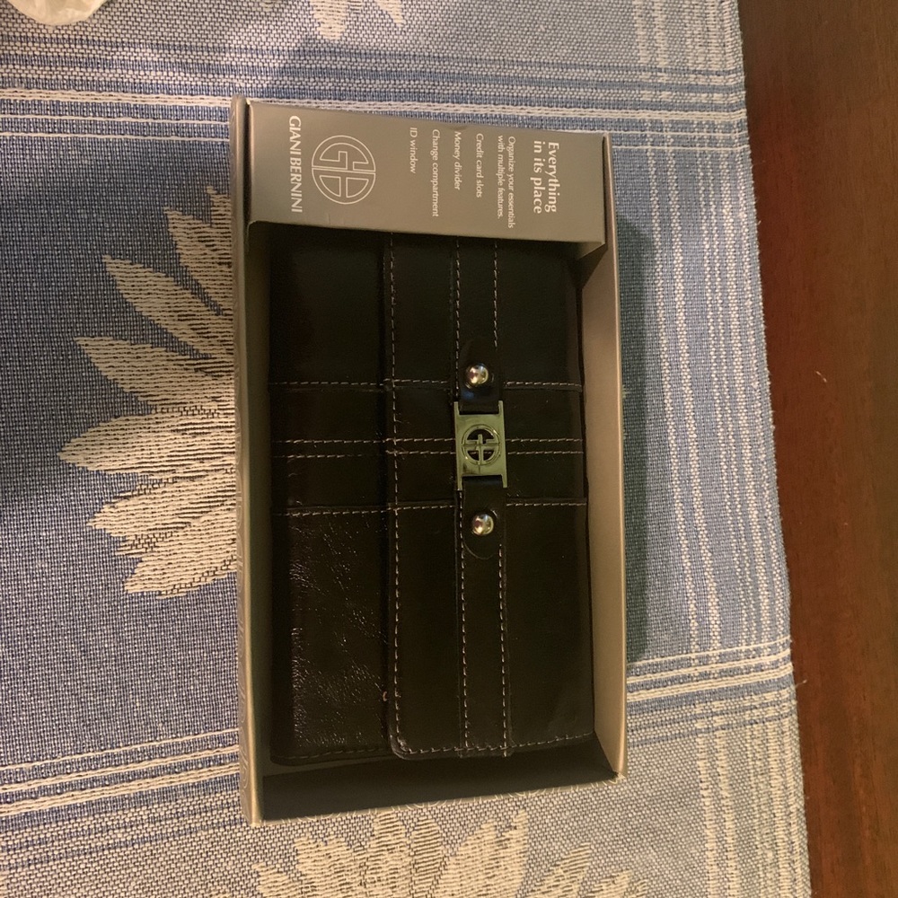 Giani Bernini Wallet